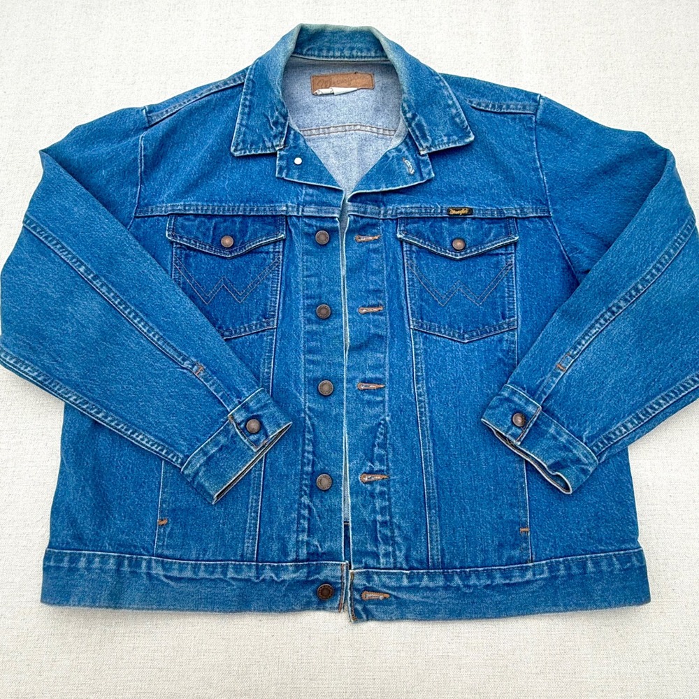 Vintage Wrangler Mens Authentic Western Denim Trucker Jacket Medium Wash Blue XL - Picture 1 of 8